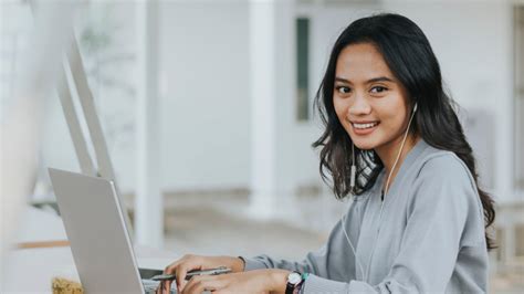 buhay digital reddit|How Much to Pay Filipino Virtual Assistants 2024.